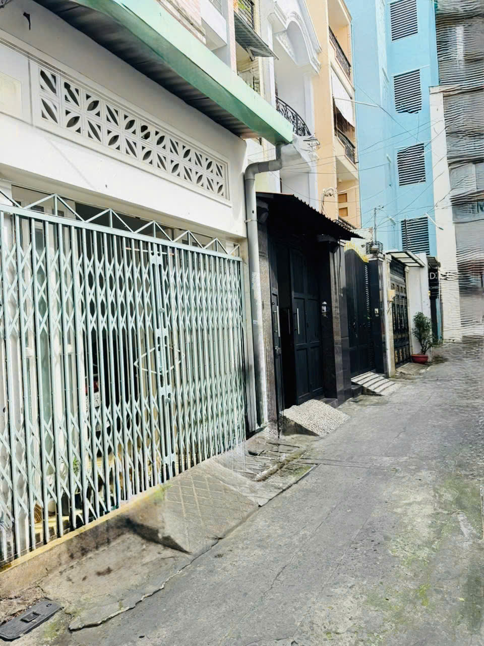 NGAY ETOWN CỘNG HÒA – HXH ĐỖ CỬA – 77M² – GIÁ CHƯA 100TR/M².