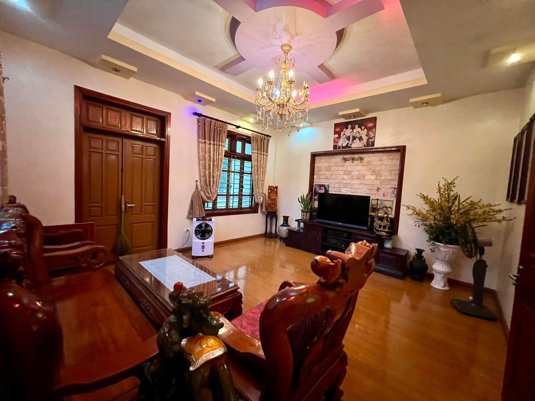  105m2