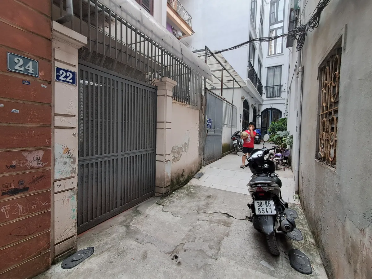 BÁN NHÀ YÊN HÒA CẦU GIẤY- DT 55M NHÀ 4 TẦNG -NỘI THÁT ĐẦY ĐỦ-NGÕ NÔNG RỘNG GIÁ NHỈNH 12 TỶ
