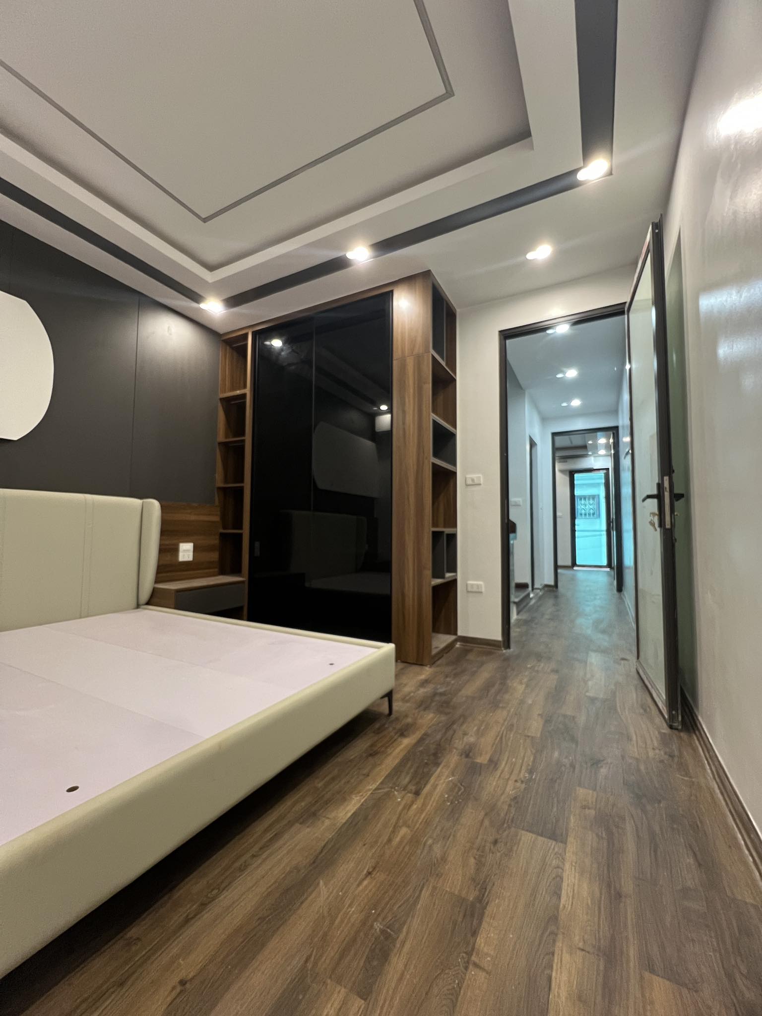 NHÀ ĐẸP HOÀNG KHU 7,2 VĨNH PHÚC BA ĐÌNH - 48m2 x 5 tầng - OTO TRÁNH. GIÁ 20,5 TỶ.