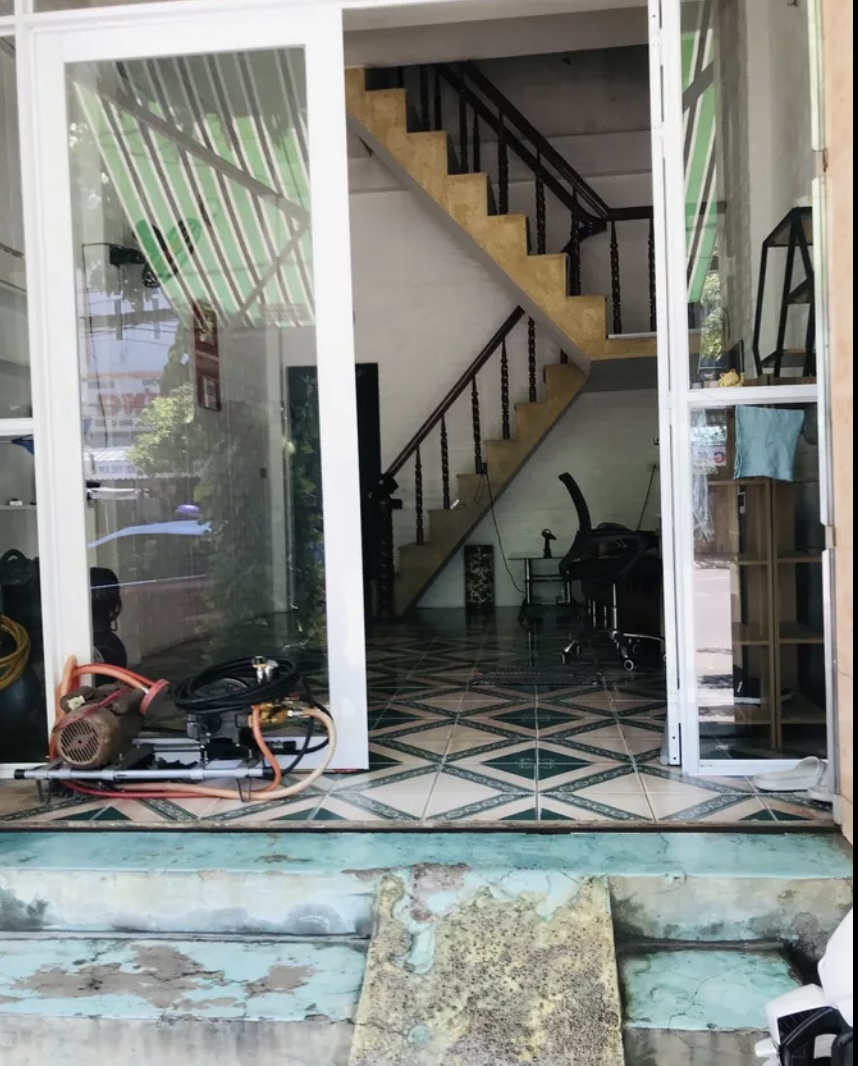 Nhà 2 tầng mặt tiền đường Ông Ích Đường. DT:72m