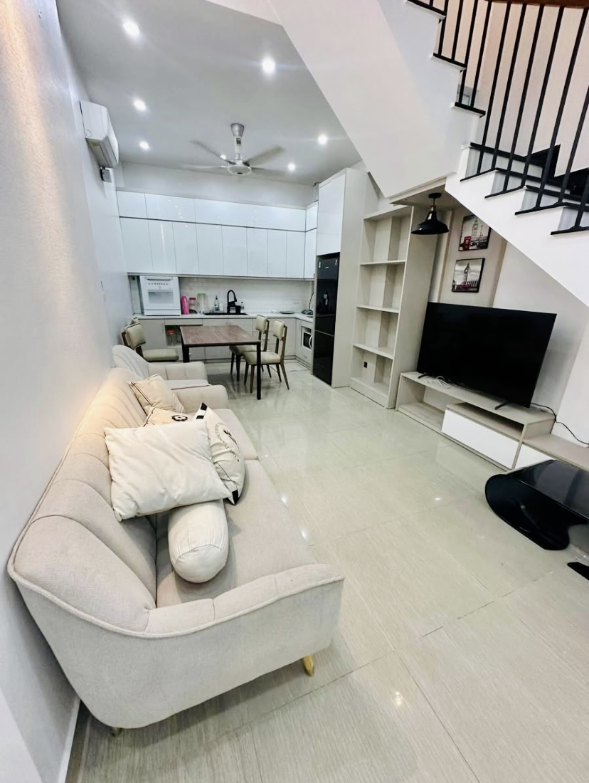 BÁN NHÀ NGÕ QUỲNH - MINH KHAI HAI BÀ TRƯNG - 35M 4T MT 3.5M - NHỈNH 7 TỶ SĐCC NHÀ ĐẸP Ở NGAY GẦN CHỢ MƠ GẦN ĐH BÁCH KINH XÂY