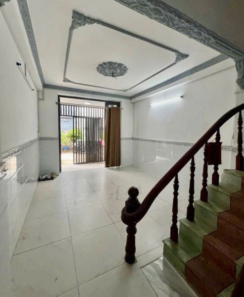 BÌNH TÂN - HẺM 5M XE HƠI TỚI NHÀ - THÔNG - 35M2 - 2 TÀNG BTCT - CHỈ 4.2 Tỷ
