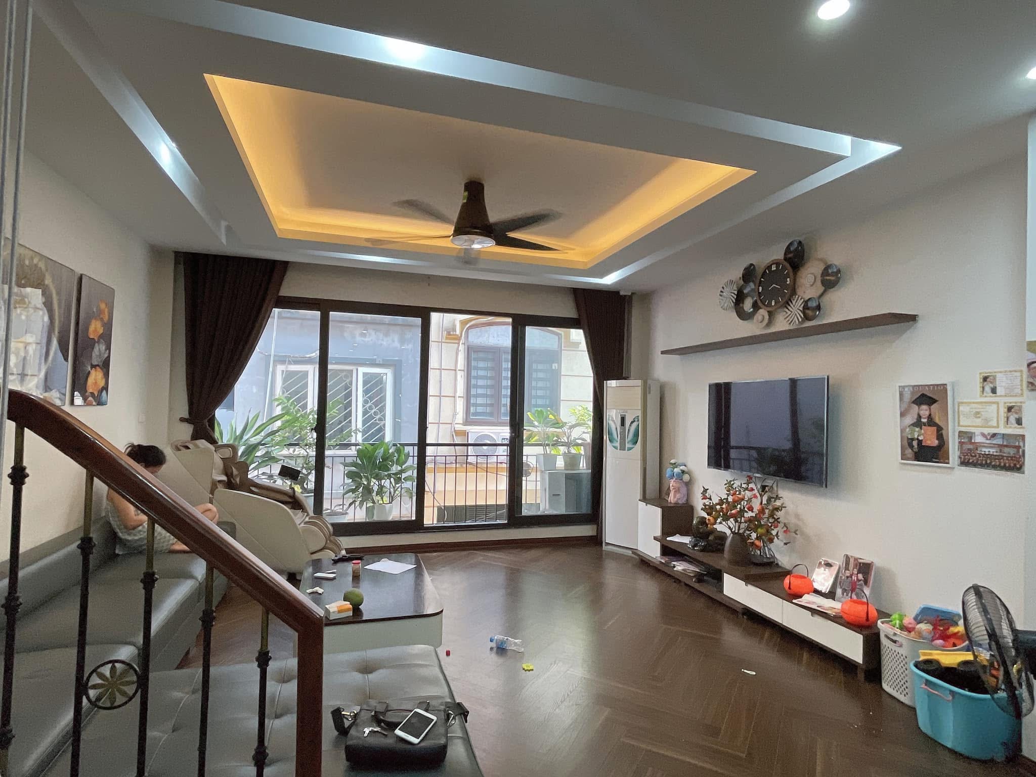 75m2