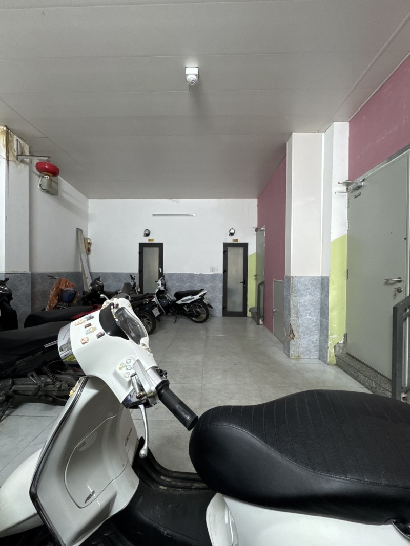 ♣ Nhà 2 mặt Kiệt 4m thẳng tắp 30m ra MT Nguyễn Hoàng, 115m2, 4 tầng 17 căn hộ, thu 50tr/th