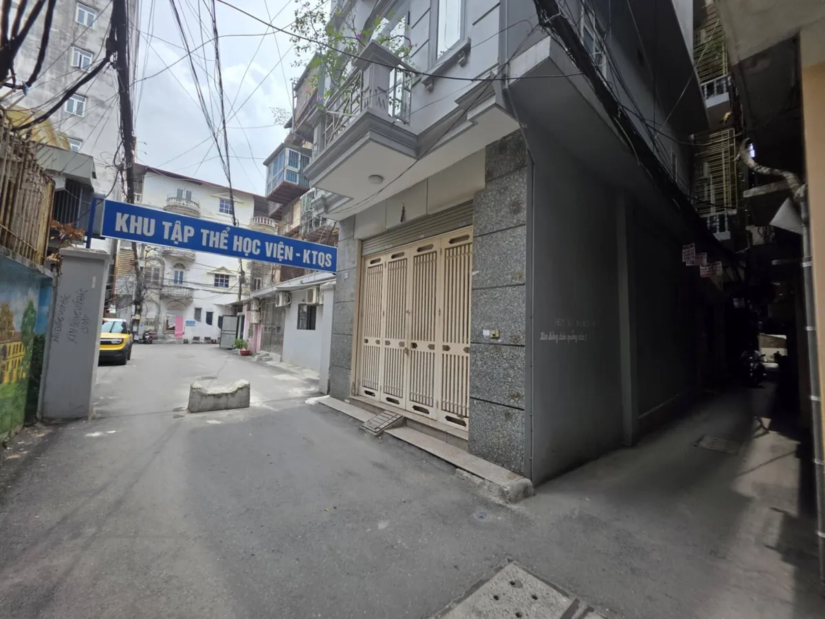 BÁN ĐẤT NHÀ SIÊU HIẾM NGÕ 211 XÃ ĐÀN 45M 2 TẦNG MT 11,6 M . 11,9 TỶ. GẦN TÔN ĐỨC THẮNG. PHẠM NGỌC THẠCH