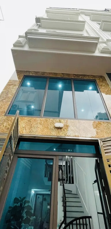 42m2