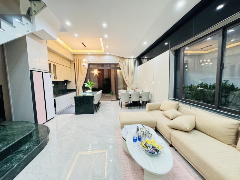 ► Nhà Mai Lão Bạng, gần Bạch Đằng, 108m2, ngang 5.5m, 3 mê mới tinh, Hiện Đại, Nội Thất Ngoại, 6.37 tỷ
