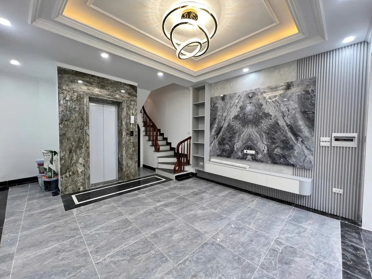 HOT Bán nhà Khương Đình – 34m², 6 TẦNG – MẶT TIỀN 4.5M – 8.9 TỶ- ở hay cho thuê đều tốt