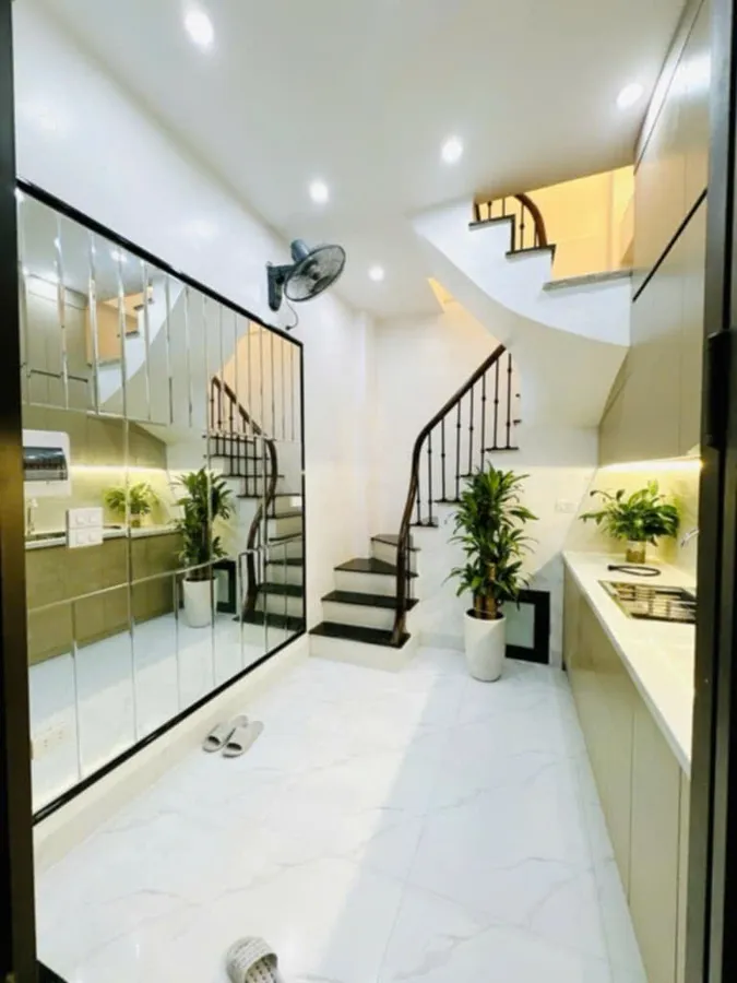 BÁN NHÀ NGUYỄN PHONG SẮC – CẦU GIẤY 10/15M² × 4 T, GIÁ CHỈ 4.6 TỶ – 2 MẶT THOÁNG, THIẾT KẾ HỢP LÝ, SỔ VUÔNG, NGÕ Ô TÔ TRÁNH 5M, GẦN MẶT PHỐ,DÂN TRÍ CAO