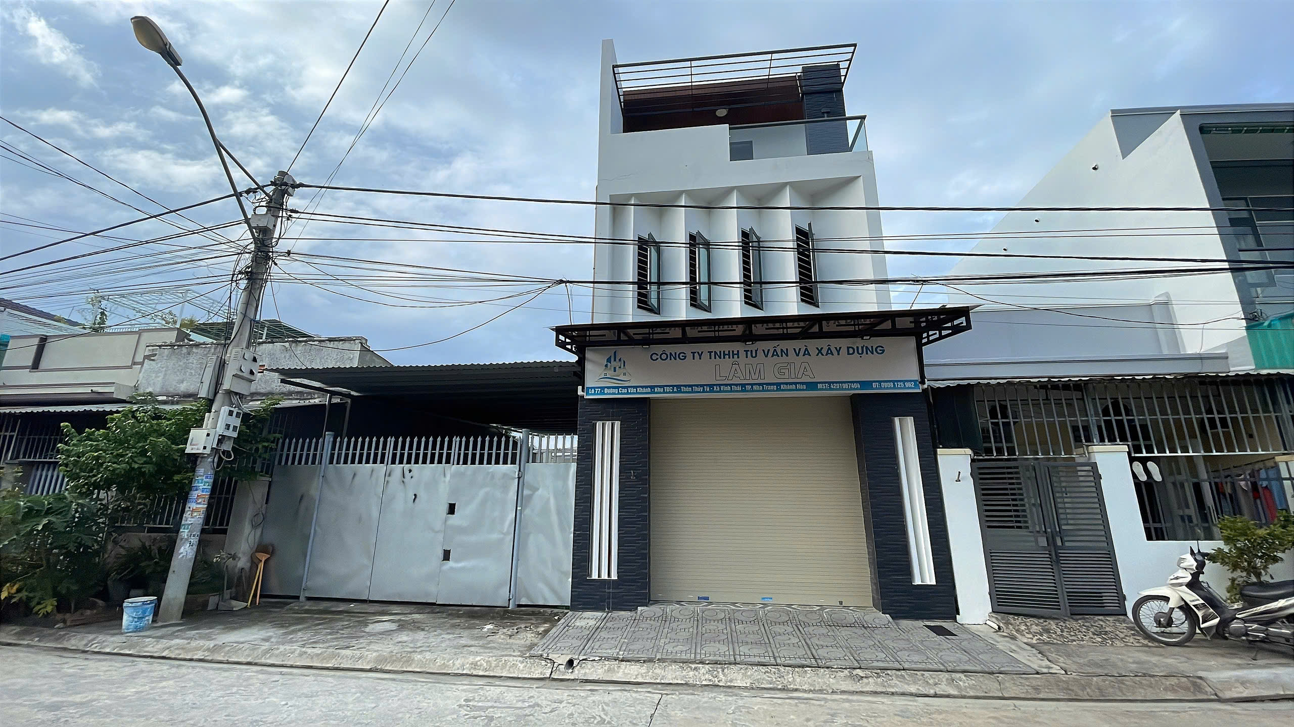 150m2