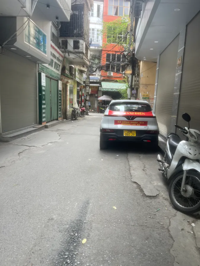 BÁN NHÀ LÁNG THƯỢNG ĐỐNG ĐA-NGÕ RỘNG Ô TÔ -DT 75M NHÀ 4 TÂNG DÂN XÂY CHẮC -2 MẶT TIỀN TRƯỚC SAU-NHỈNH 18 TỶ