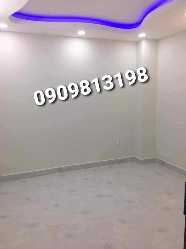 48m2