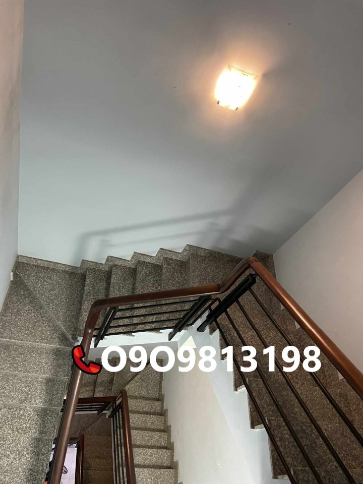 64m2