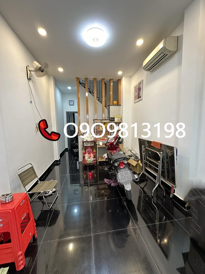  48m2