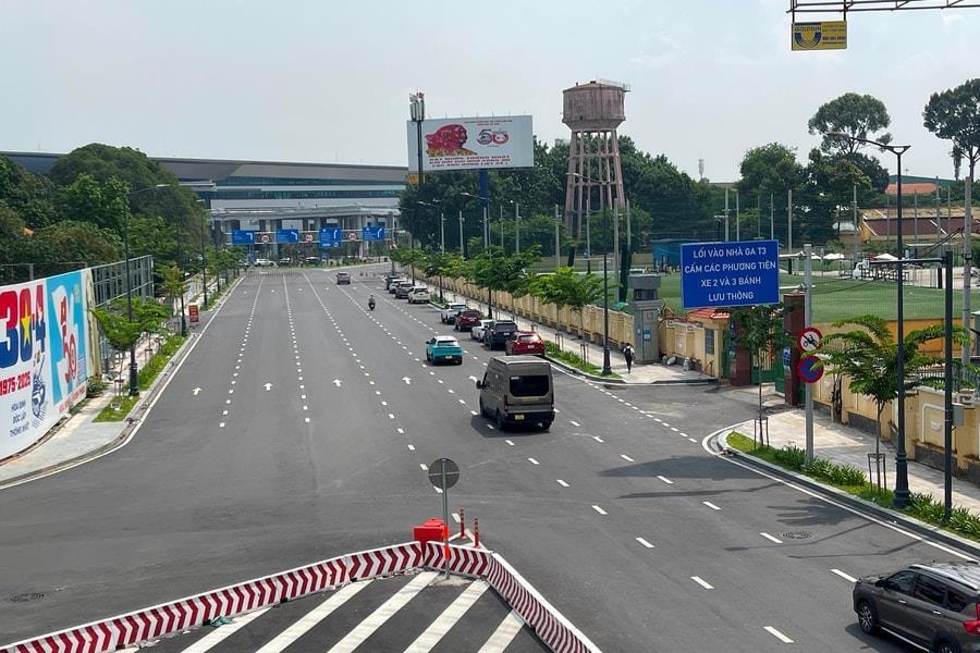 Bán đất tặng nhà, 96m2, rộng 6m nở hậu 6.4m, chủ 1 đời, bán GẤP chia tài sản