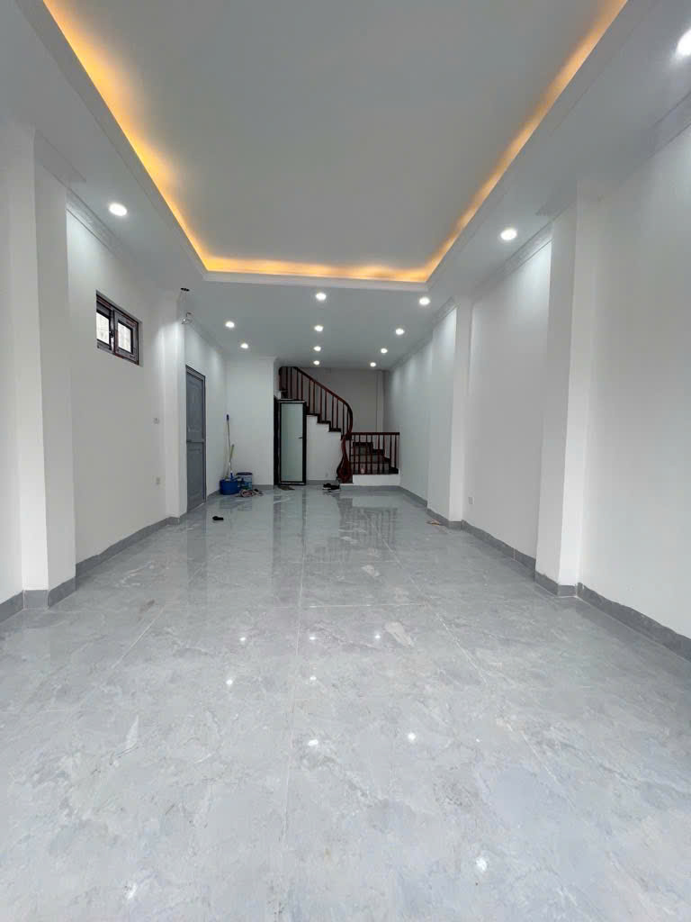 HIẾM -# NHÀ 5 TẦNG,# MỚI COONG - #GARA Ô TÔ - #LÔ GÓC - #THOÁNG-NHỈNH 6 TỶ
