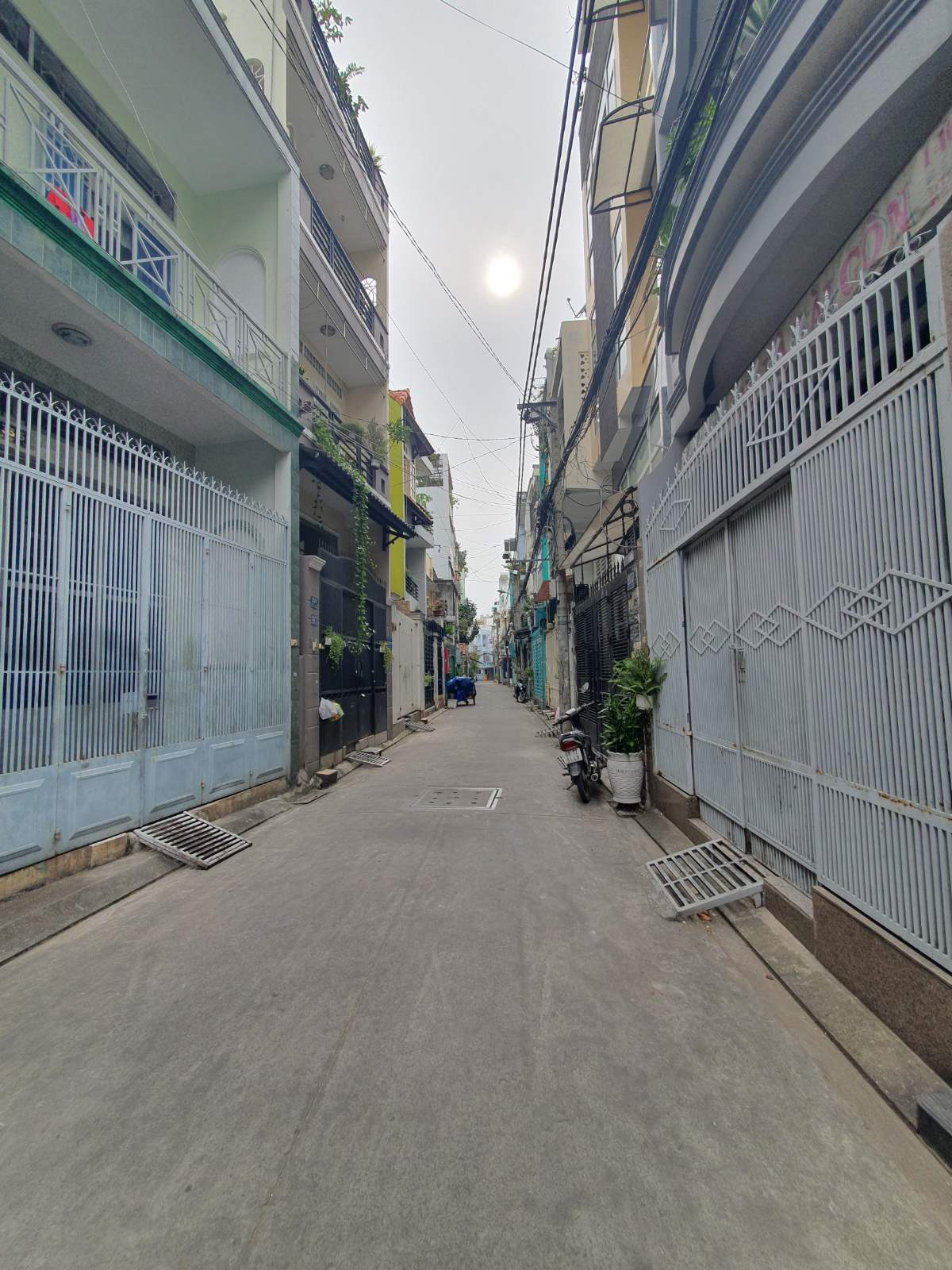 Hẻm 4m Nguyễn Hồng Đào - Đồng Đen 4m x 15m nở hậu 4,5m / 1 tầng giá 6.9 tỷ