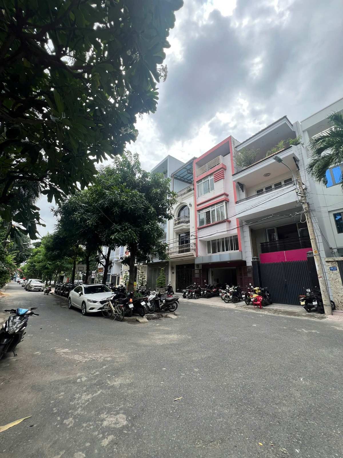 Duy nhất! Nhà bán hẻm 42/ đường Nguyễn Minh Hoàng, P12, Tân Bình (5x16m) 4 tầng - 22 tỷ
