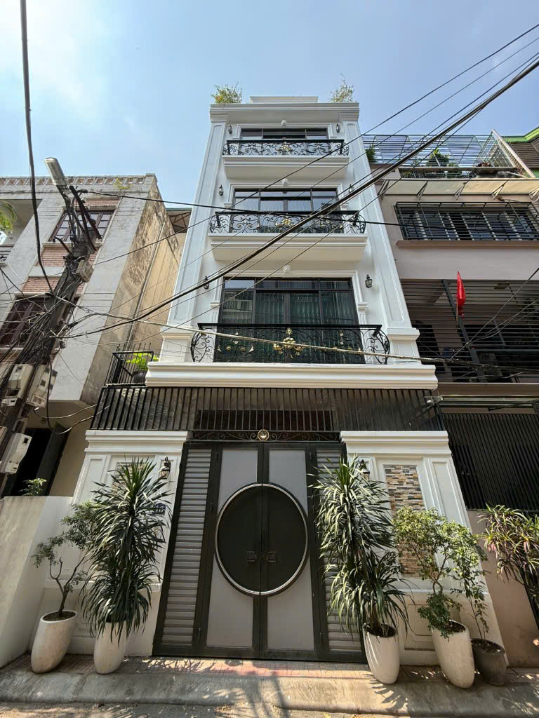 CƠ HỘI CHO BẠN- Bán nhà riêng ngõ 521 Trương Định, Hoàng Mai, 47M 6 Tầng KD Gara Ô tô. LH: 0336277055