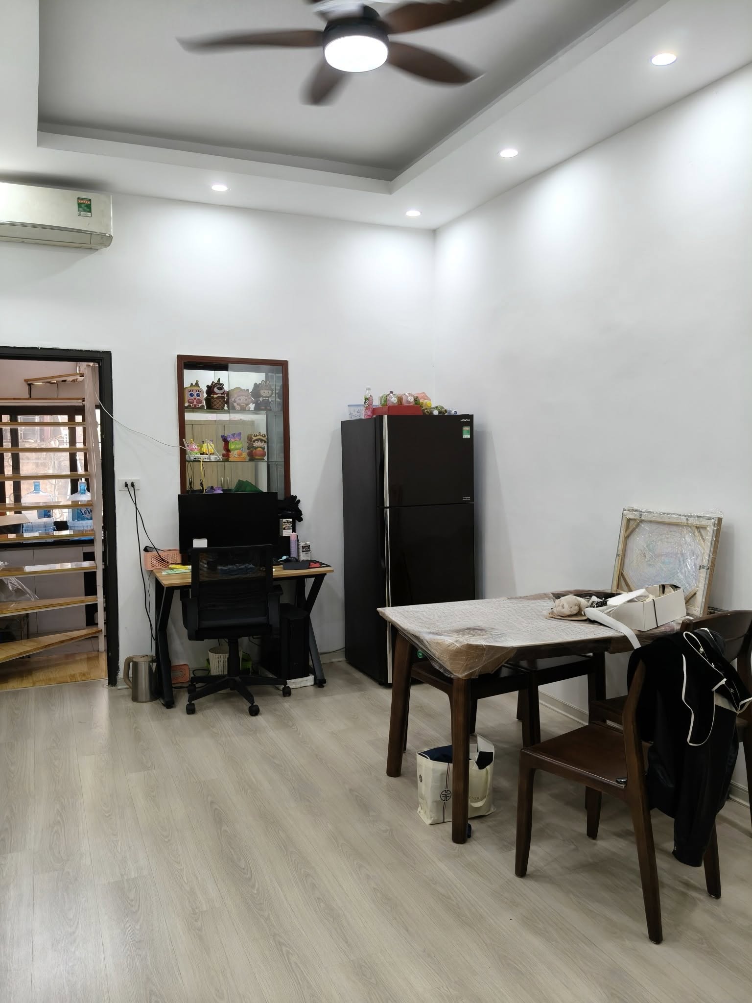 Cần bán căn hộ Tập thể Duplex 90m2, chỉ 3.25 tỷ, SĐCC