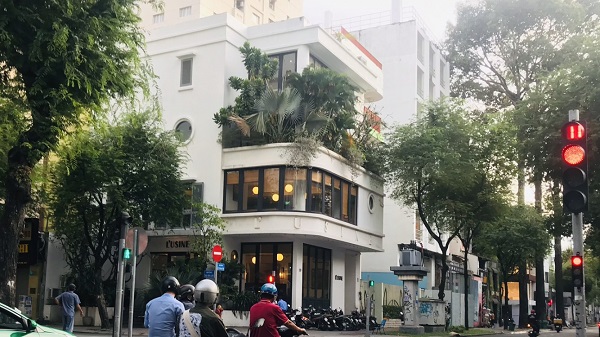 80m2