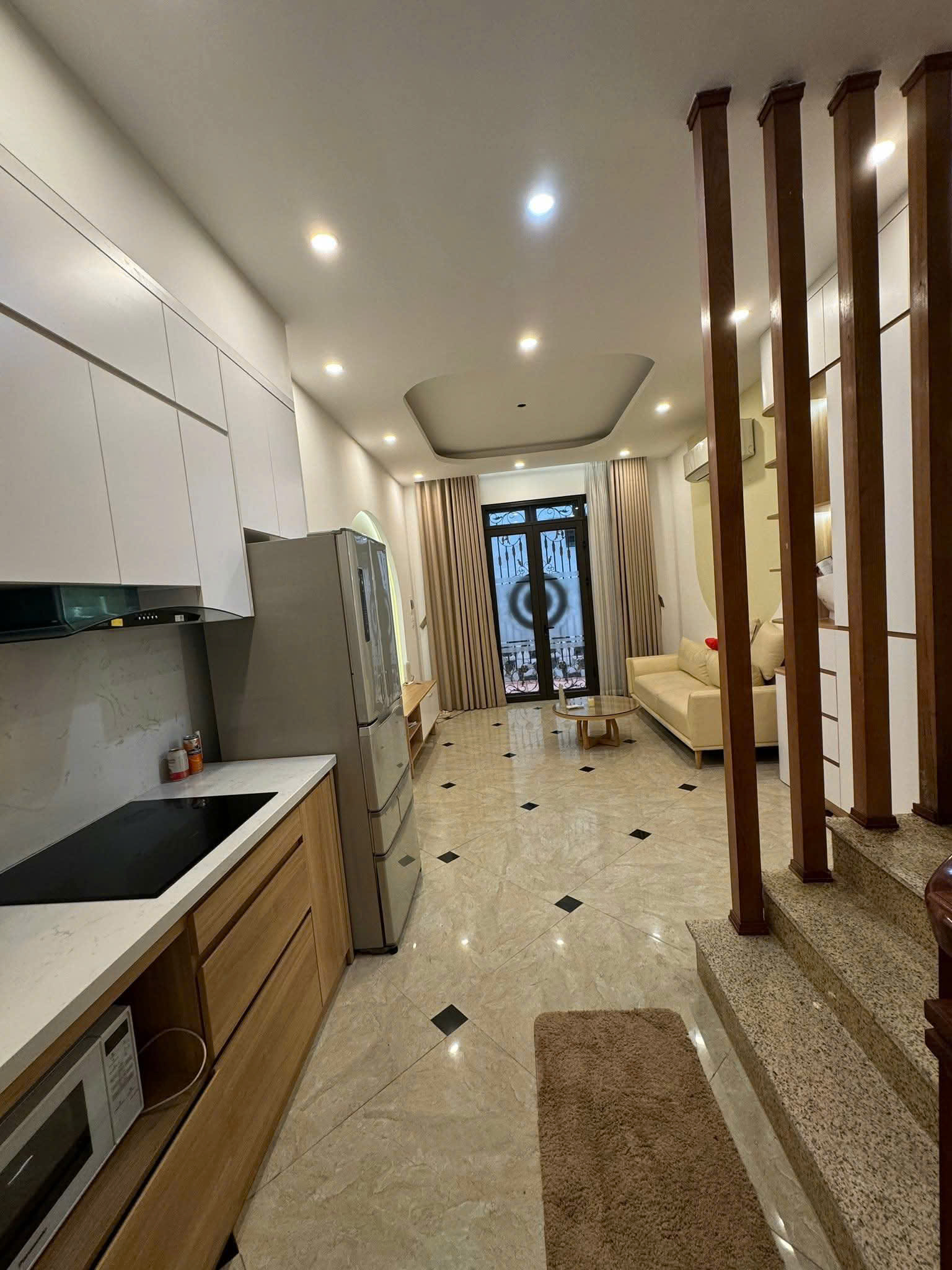 Cho thuê nhà nguyên căn ngõ 54 Giáp Bát, 35m2x5 tầng.3 ngủ kk, KD, VP kết hợp ở, 13tr