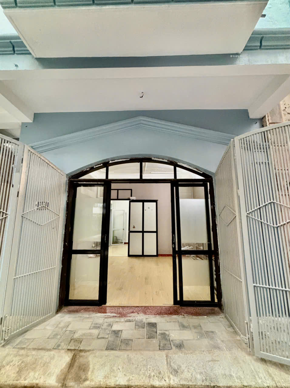 Phải thật nhanh, Phân lô ô tô Nghĩa Đô, 4 tầng x 45m2, 4 ngủ, 15 triệu vào ngay