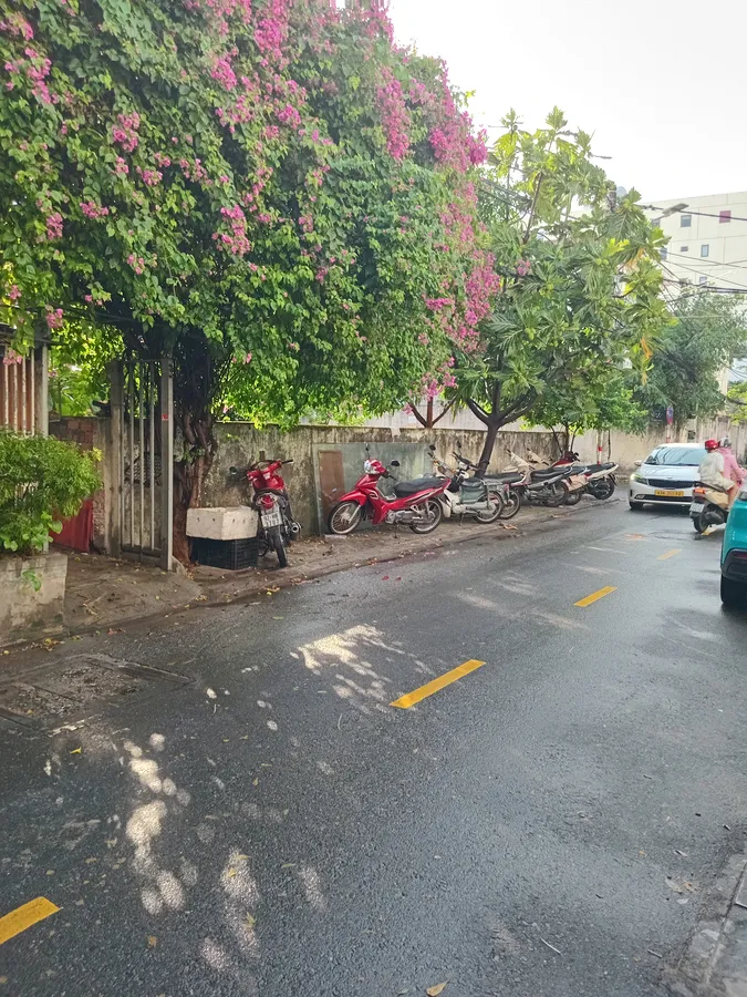 LÔ ĐẤT ĐẸP - VỊ TRÍ VÀNG SÁT BIỂN MỸ KHÊ- GIÁ TỐT