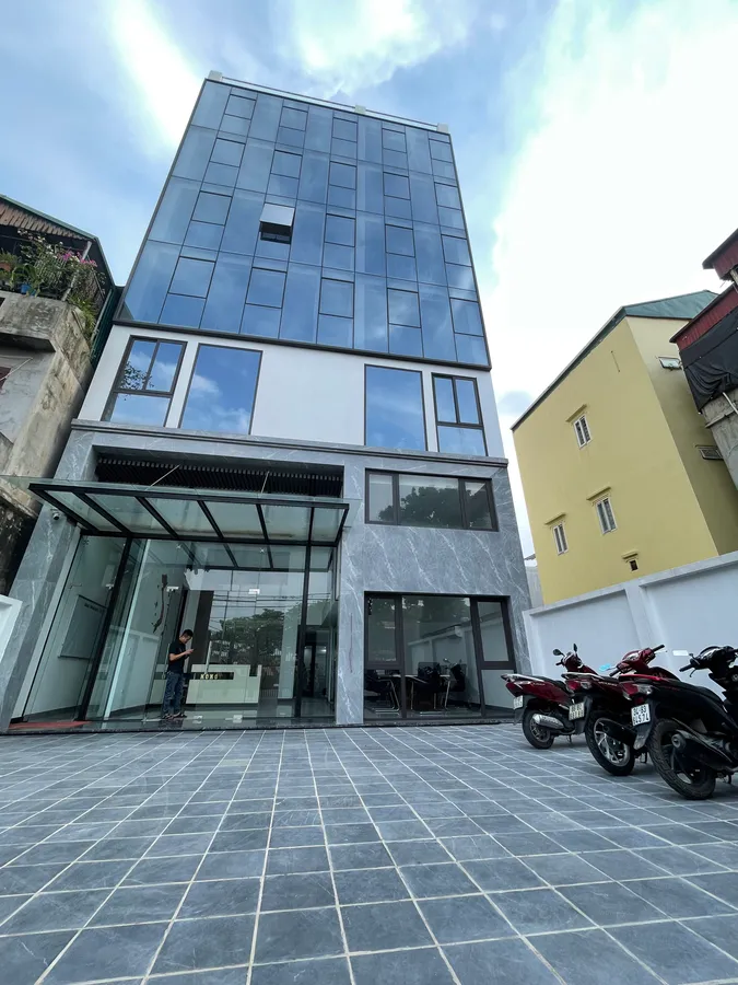 MẶT PHỐ - HIẾM - KINH DOANH SIÊU ĐỈNH - VỈA HÈ - TOÀ VĂN PHÒNG 8 TẦNG THANG MÁY - VIEW TRIỆU ĐÔ- ĐƯỜNG VÀNH ĐAI 2 - KHU VỰC PHÁT TRIỂN TỪNG NGÀY