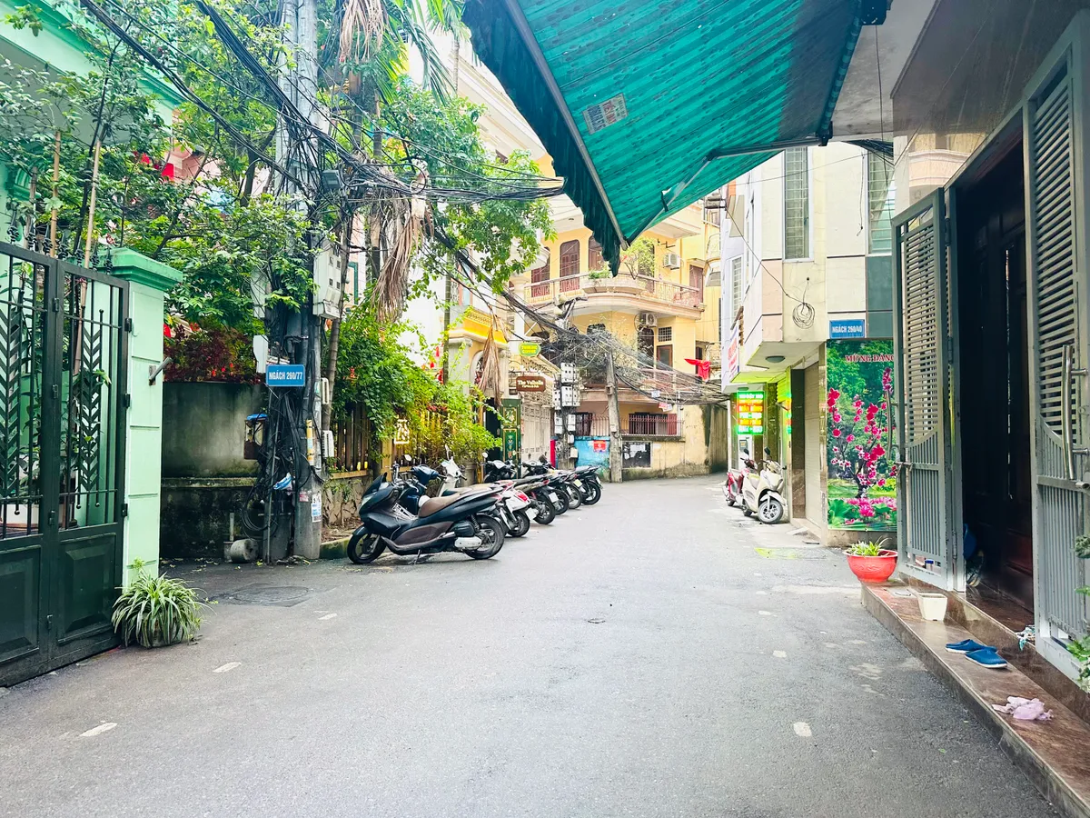 SIÊU PHẨM YÊN HÒA CẦU GIẤY-5 TẦNG NHÀ DÂN XÂY MỚI -NGÕ NÔNG THOÁNG-MT RỘNG -NHỈNH 7 TỶ