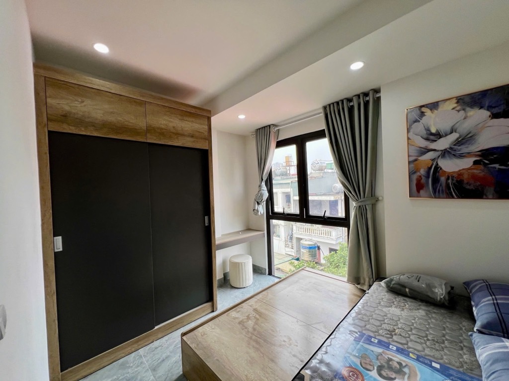 220 Láng, 7 tầng thiên đường hưởng lạc, 2 thoáng sáng