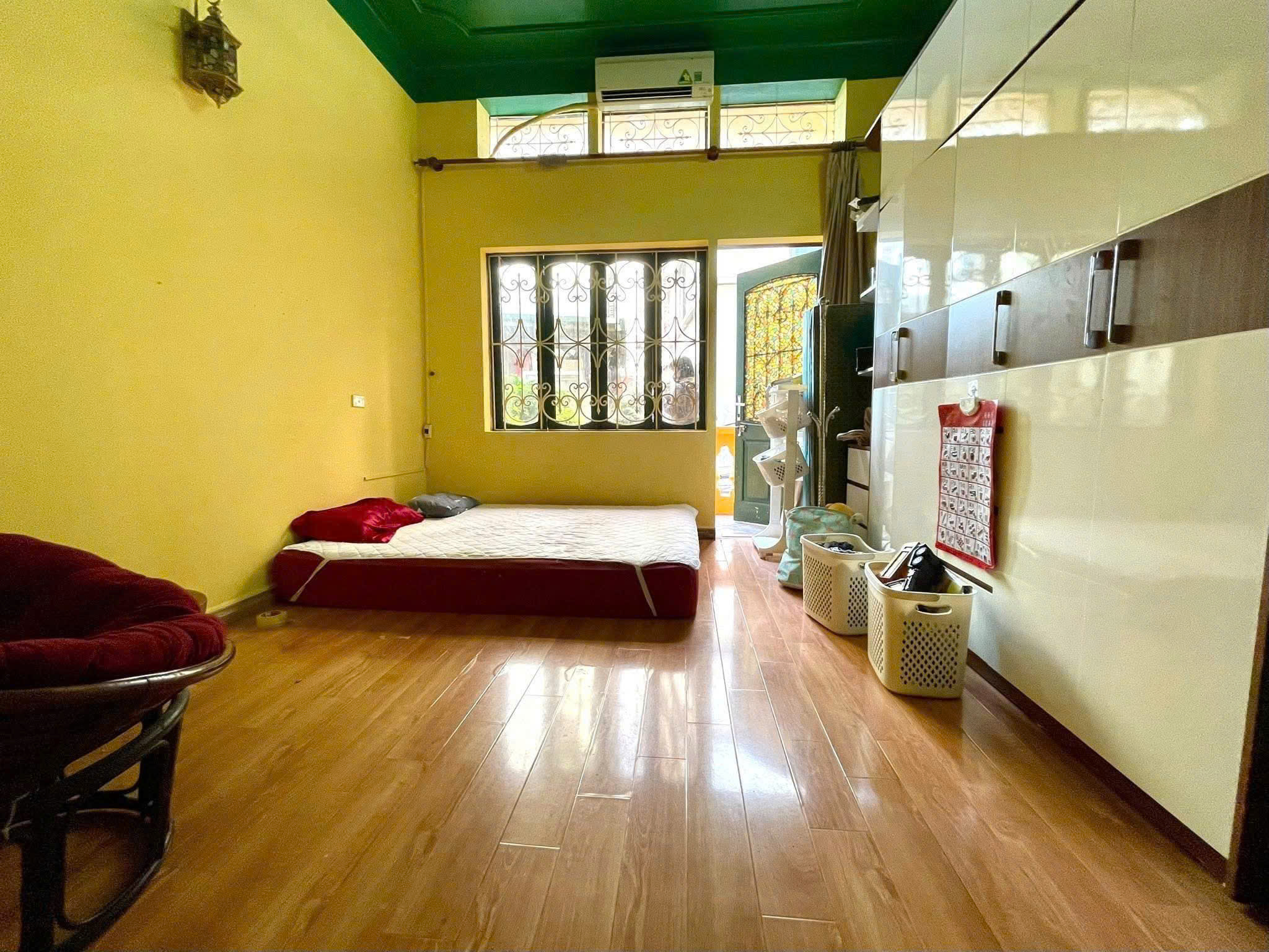 BÁN NHÀ KIM MÃ - DÂN TRÍ CAO - NGÕ THÔNG Dt 54m2 4 tầng mặt tiền 4m Giá 11.3 tỷ