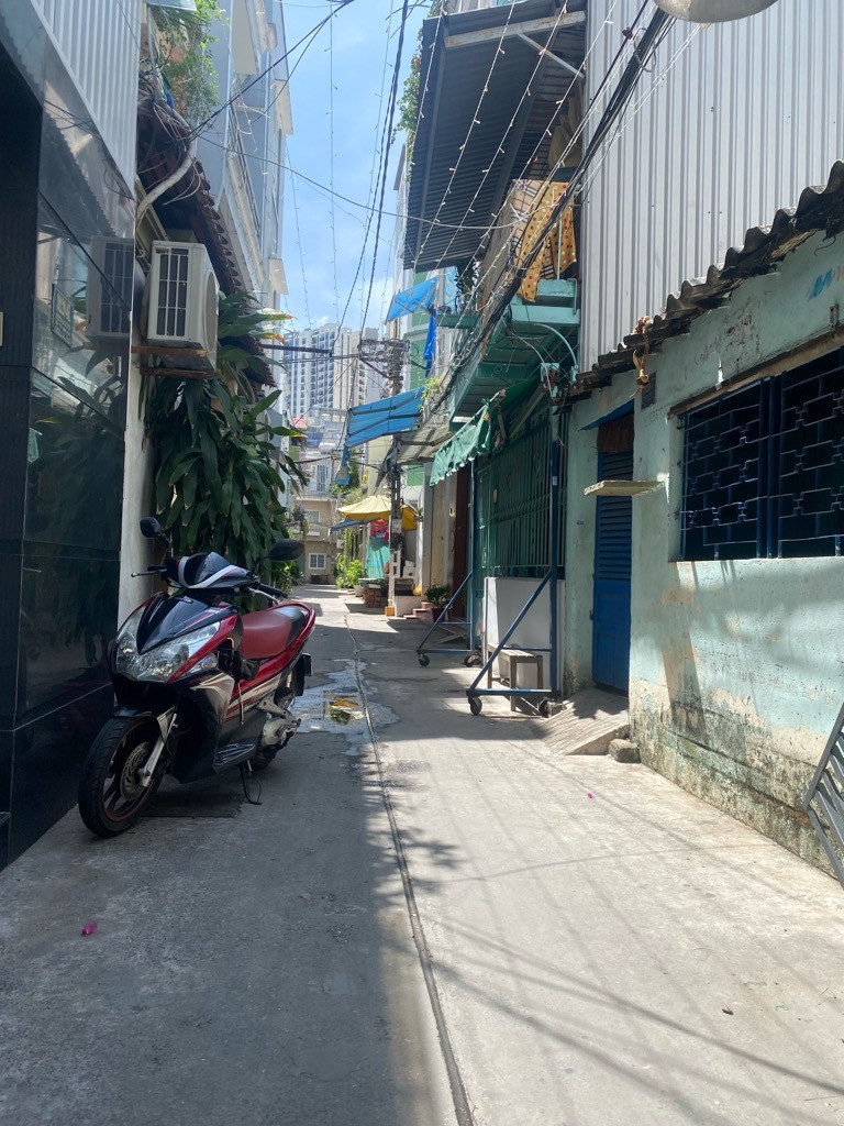Bán nhà 70m2 HXH đường Cao Thắng, Q.10 (4.8x14.5m) C4 - giá chỉ 9 tỷ