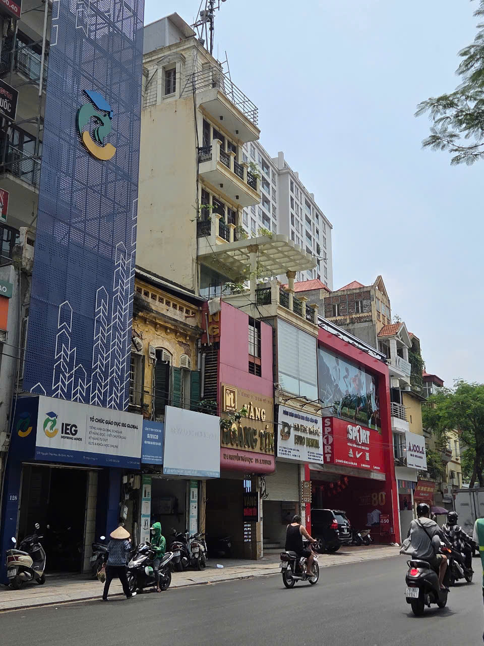 VIP MẶT PHỐ BA ĐÌNH – 130m² – 9 TẦNG THANG MÁY – Ô TÔ TRÁNH – VỈA HÈ RỘNG – KINH DOANH CỰC ĐỈNH