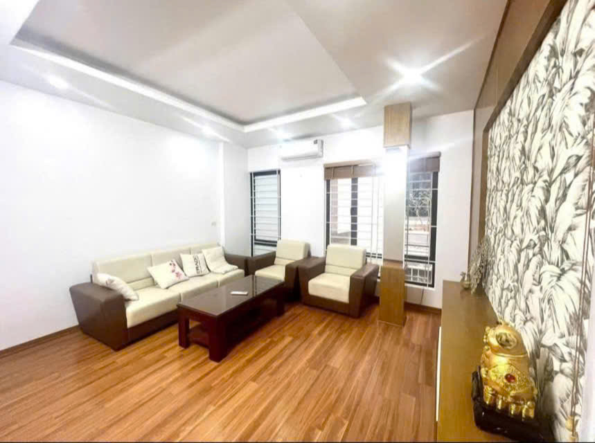 BÁN NHÀ TRẦN CUNG – NHÀ ĐẸP 5 TẦNG – Ô TÔ ĐỖ CỬA – GIÁ 8 TỶ
