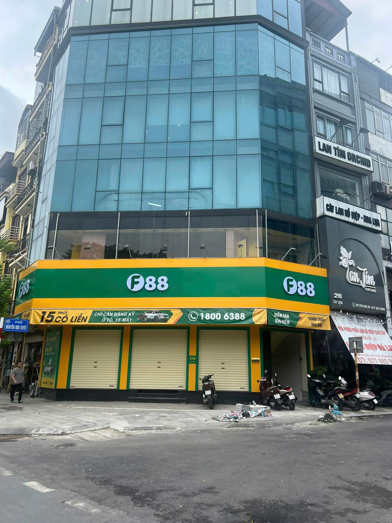  120m2
