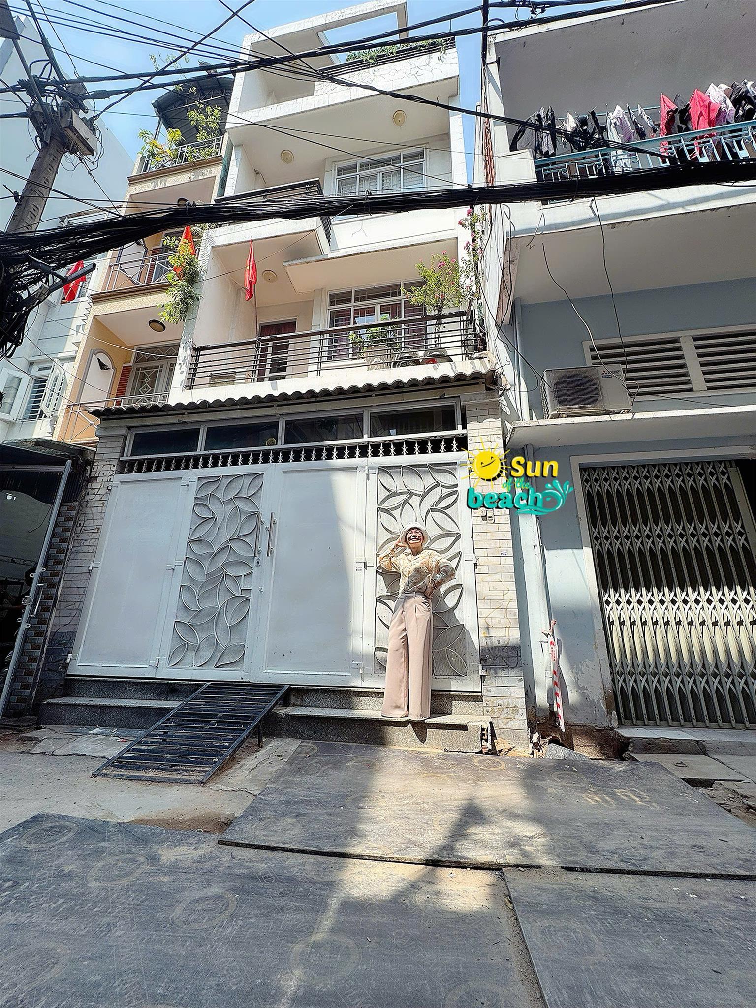 BÁN NHÀ MẶT TIỀN HẺM XE HƠI ĐƯỜNG LÊ THỊ RIÊNG, P.BẾN THÀNH, QUẬN 1 - GIANG GIANG:0901611116