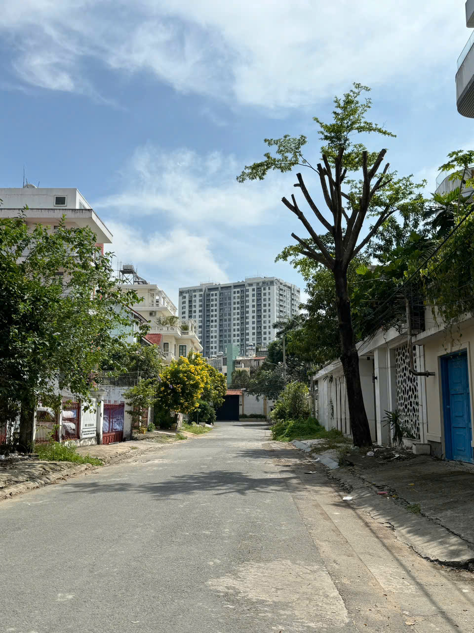 Mua bán nhà biệt thự, liền kề tại 112/7 đường Nguyễn Văn Hưởng, Phường Thảo Điền, Quận 2, TP. Thủ Đức. - Vị trí nằm