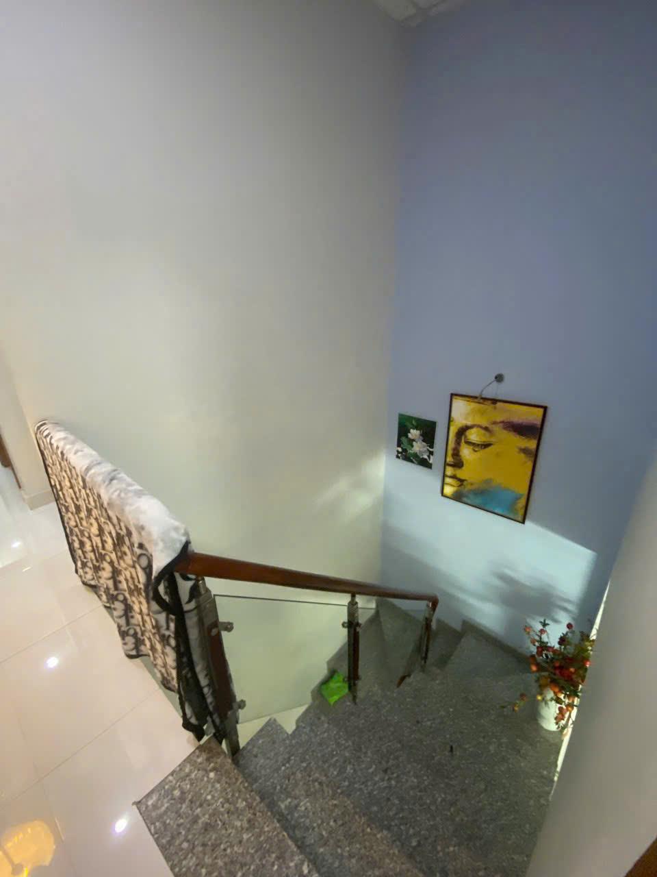  52m2