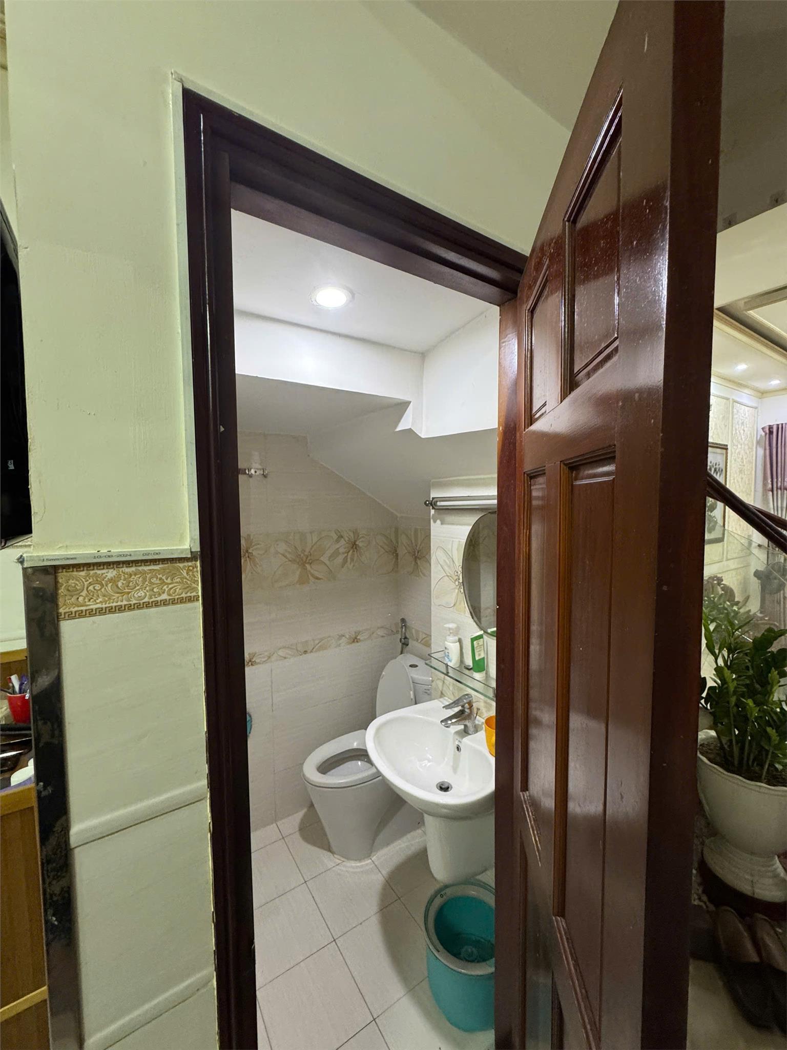  58m2