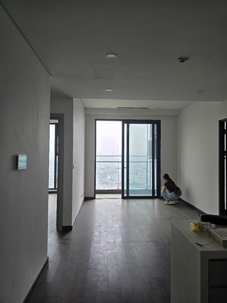 Cho thuê căn hộ 3 ngủ đồ cơ bản Masteri West Heights khu đô thị Vinhomes Smart City