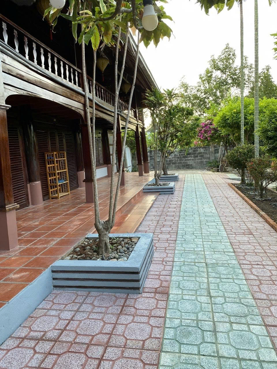 Chính Chủ Cần Cho Thuê Hoặc Bán Đất Có Sẵn 6 Căn Nhà Gỗ Loại 1 Tại Phước Hạ, Phước Đồng, TP Nha Trang, Khánh Hòa