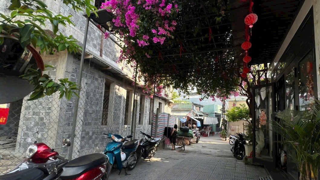 CHÍNH CHỦ CẦN BÁN NHÀ CẤP 4 CÓ GÁC LỬNG – KIỆT Ô TÔ TRẦN HƯNG ĐẠO, SƠN TRÀ – GẦN CẦU SÔNG HÀN