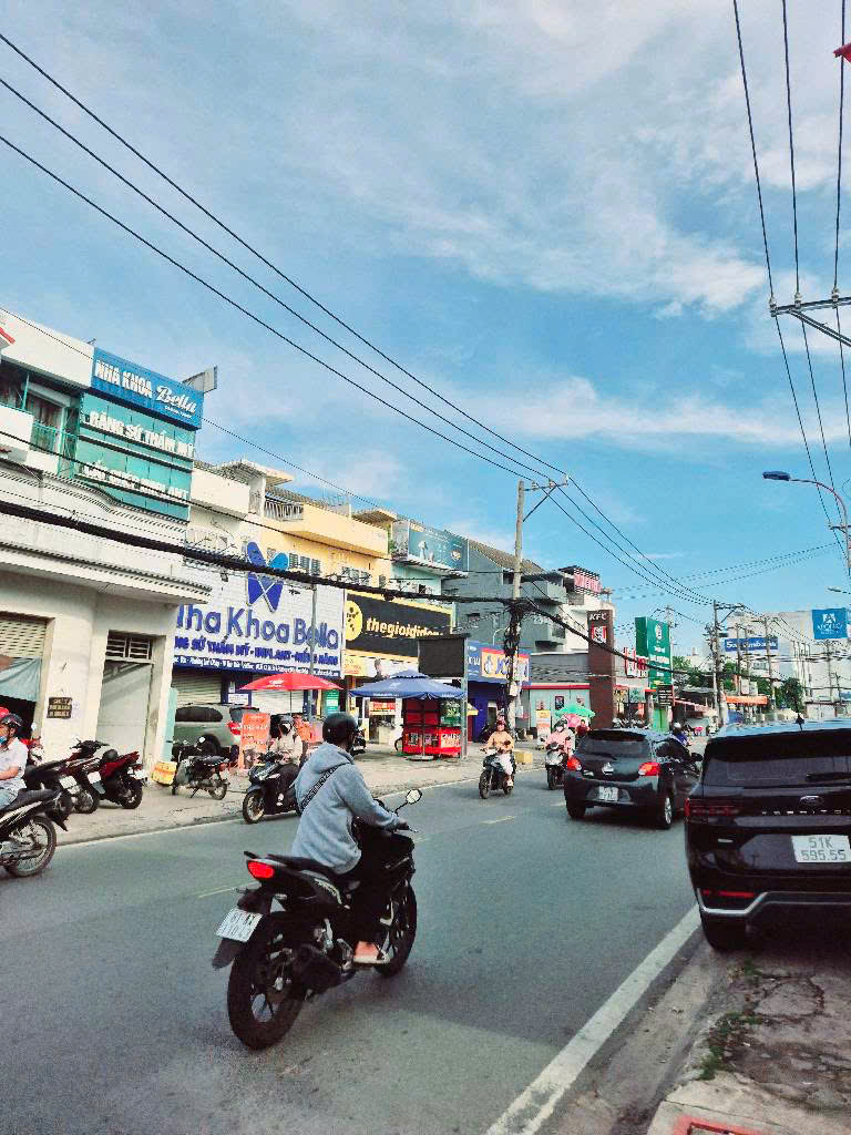 Cơ Hội Sở Hữu 1810m2 đất thổ cư Đường Tô Ngọc Vân, P-Linh Đông, Thủ Đức Chỉ 96 tỷ,