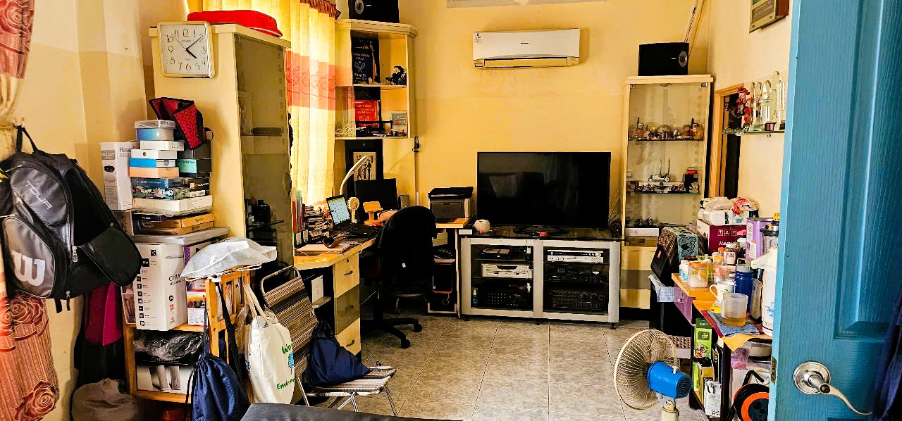 bán nhà phố 3,5 tấm rưỡi gần chợ Thủ Đức, xe hơi vào tận nơi