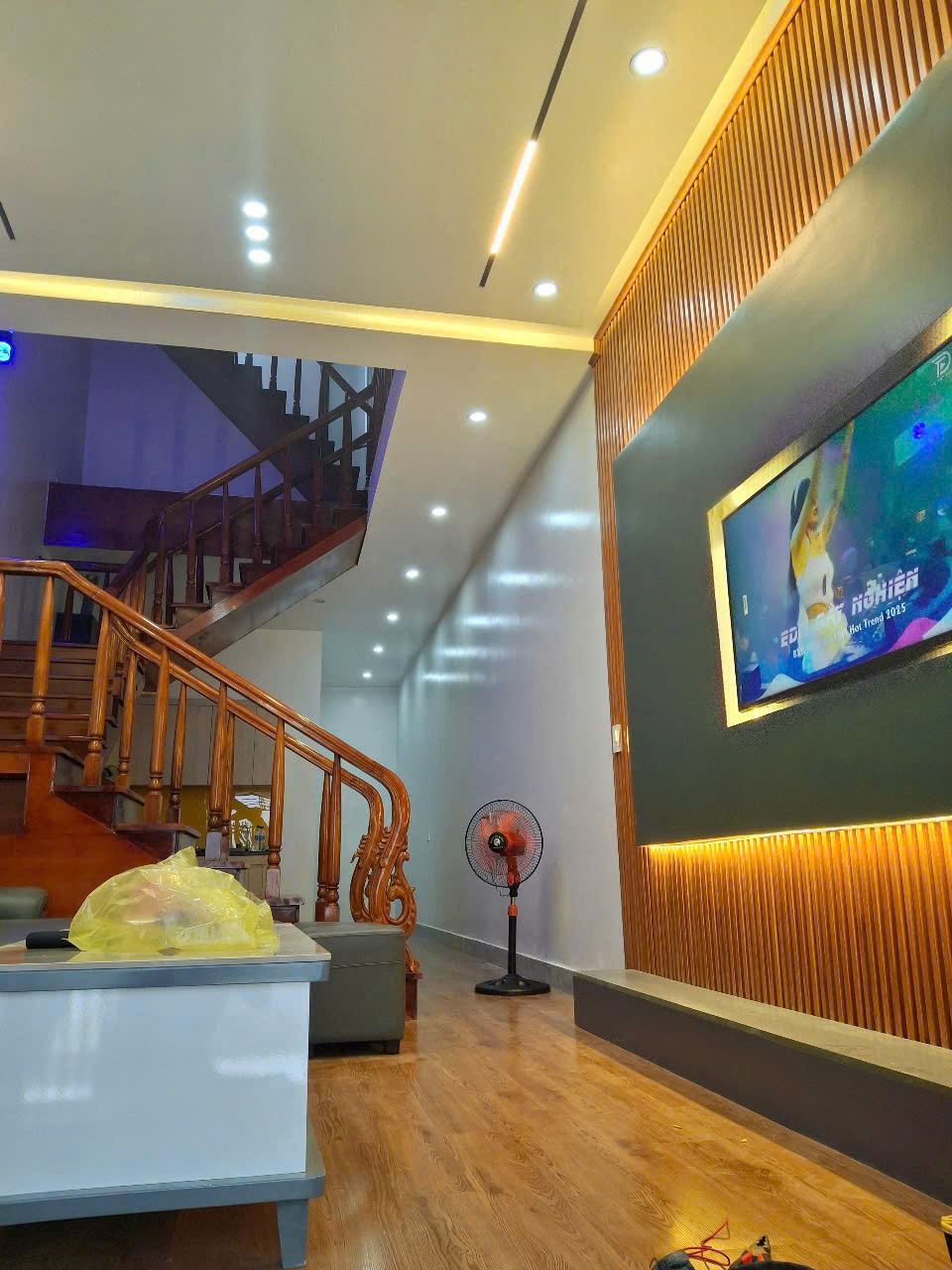 Bán nhà ngõ đường lê lai full nội thất mới, nhà mới, trong phố đi đâu cũng tiện