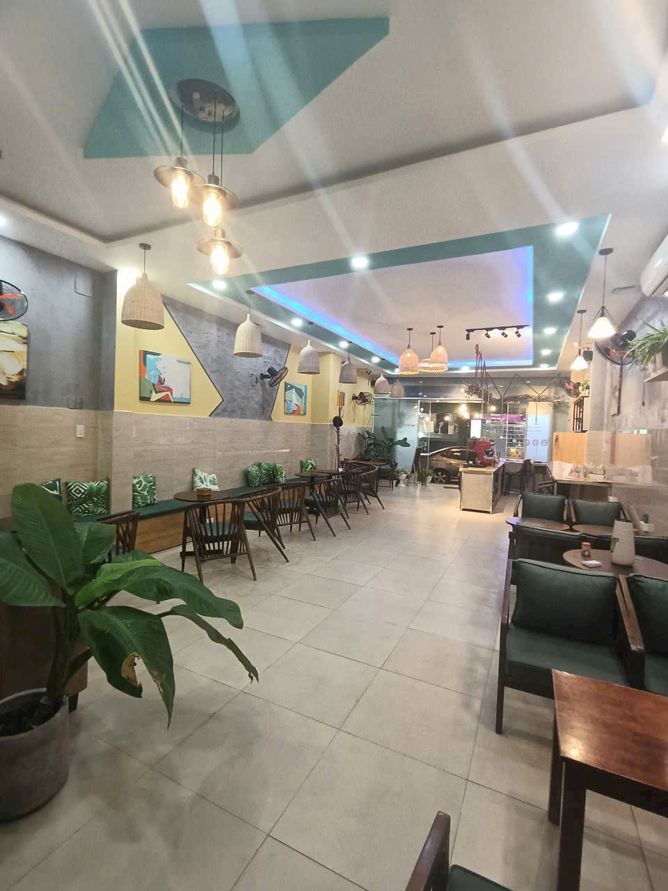 bán nhà mặt tiền bắc sơn cách biển chỉ 100m phù hợp kinh doanh dòng tiền ổn định Diện tích : 104.4m2 ( ngang 5.6m )