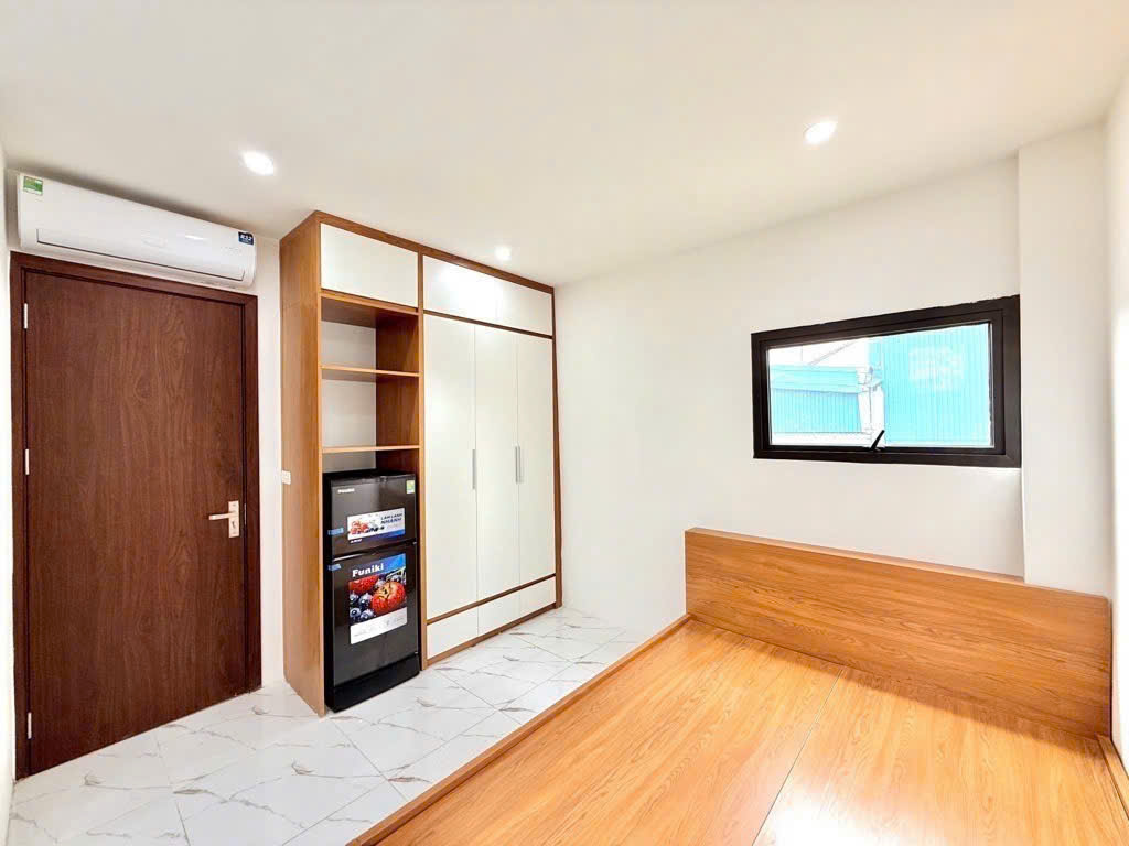 BÁN NHÀ GIÁP BÁT, HOÀNG MAI,61 M2 , 6 TẦNG TM, MẶT TIỀN 4,7 M, GIÁ NHỈNH 17 TỶ,