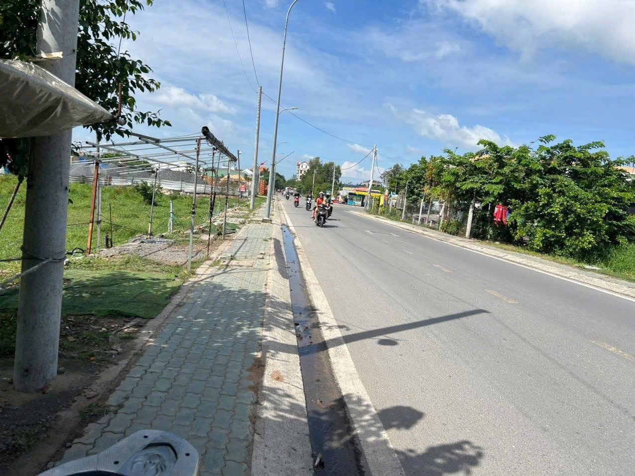 ĐẤT THỔ ĐẸP – ĐƯỜNG NHỰA LỚN – XÃ BÀ ĐIỂM, HÓC MÔN – CÁCH PHAN VĂN HỚN CHỈ 200M.